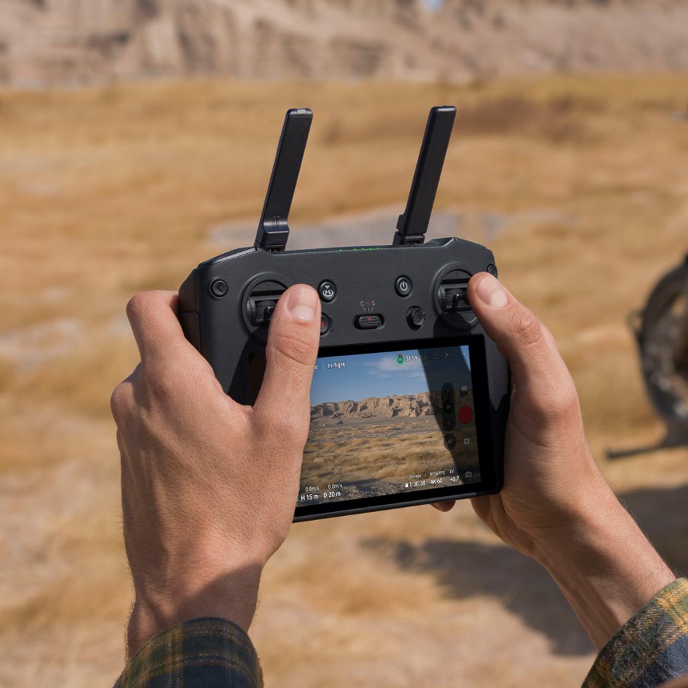 Dji smart controller screen size online